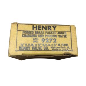 9272 Henry Packless Valve, Brass Seal Cap Angle Charging and Purging 3/8